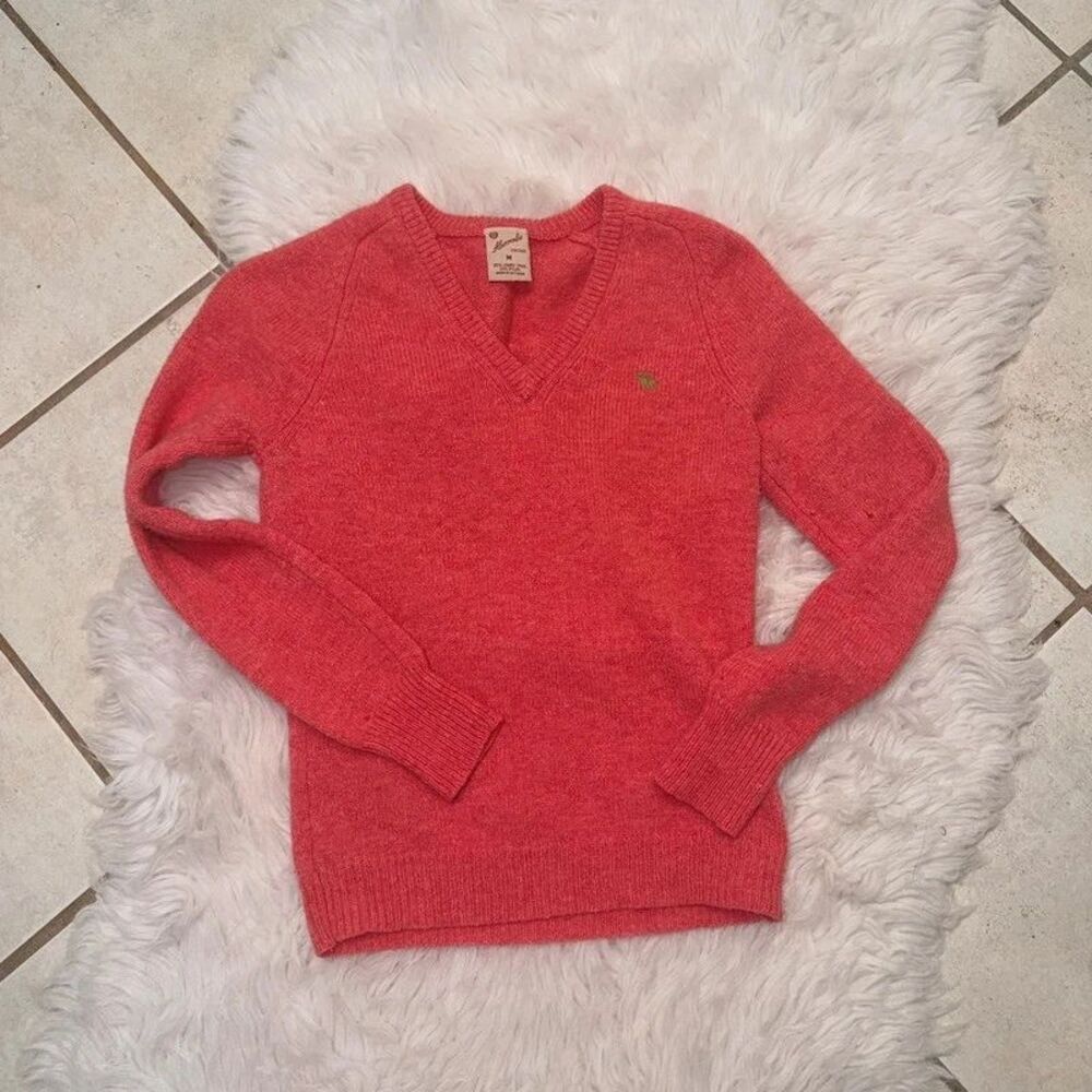 Abercrombie & Fitch Vintage Pink V-Neck Lambswool Sweater Size M